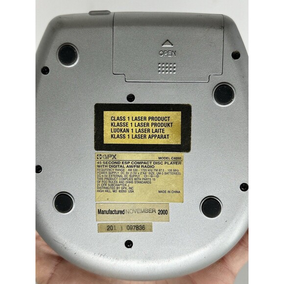 GPX AM/FM Stereo Radio Digital Tuning DBBS Compact CD Disc Player C4050 - Picture 4 of 4